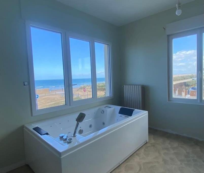Spa Privatif Face Mer Riva Romantic & Spa Ouistreham Esterno foto